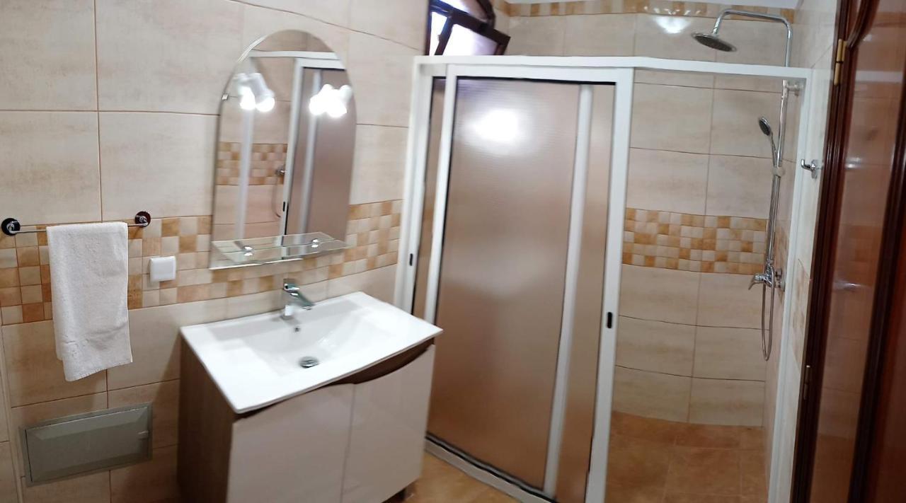 Arcos Grands Suites With Enormous And Private Pool. Arco da Calheta  Exterior photo